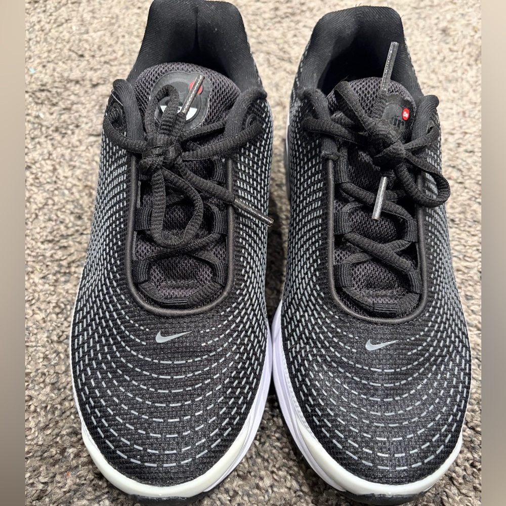 Max Nike Air MaxDn Black&White